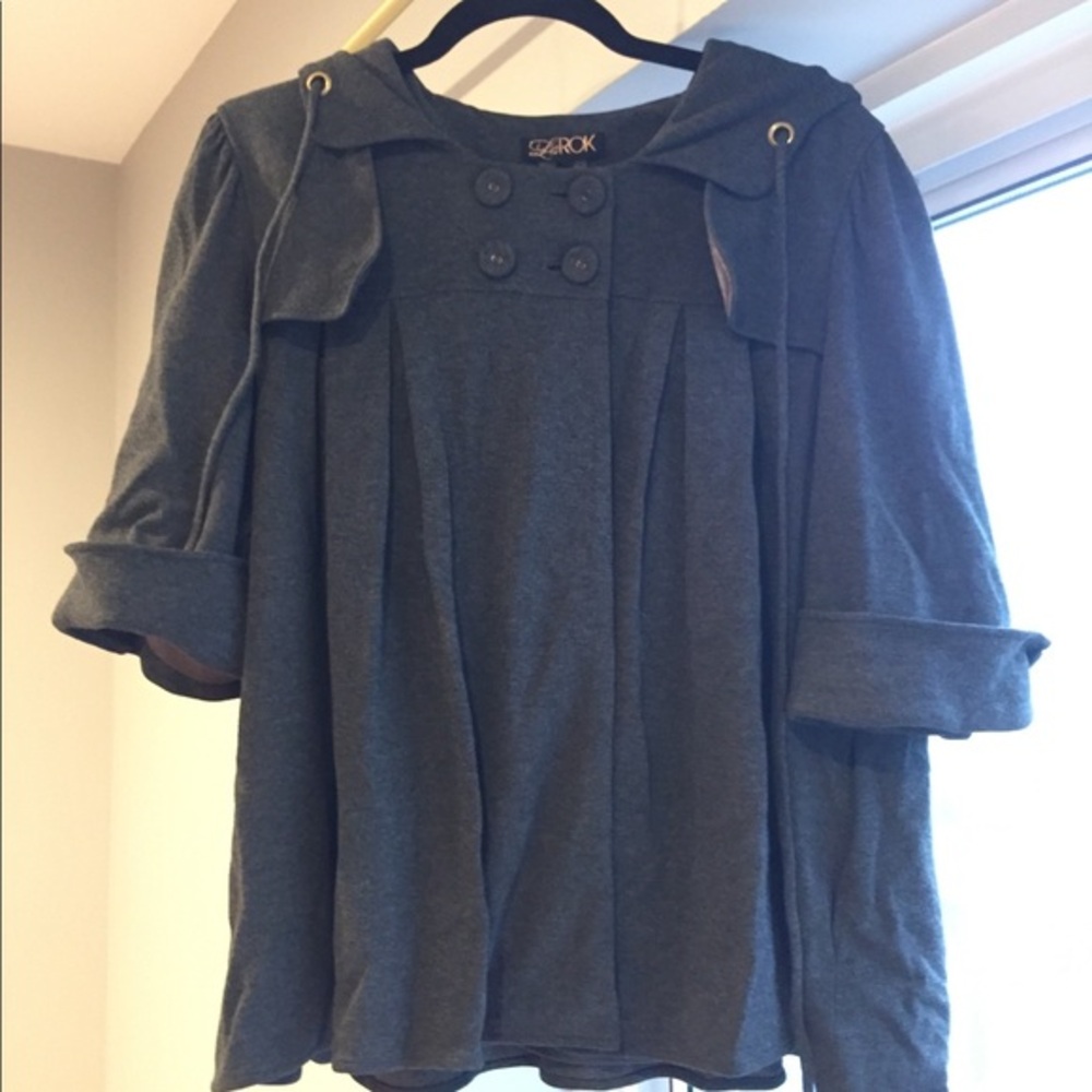 LaRok Grey Hooded Short Sleeve Cape Jacket - L
